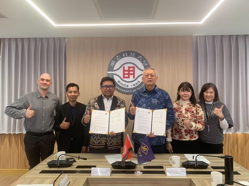 MCUT and USH officially sign the Dual Bachelor’s Degree cooperation agreement.(Open new window/jpg file)Image