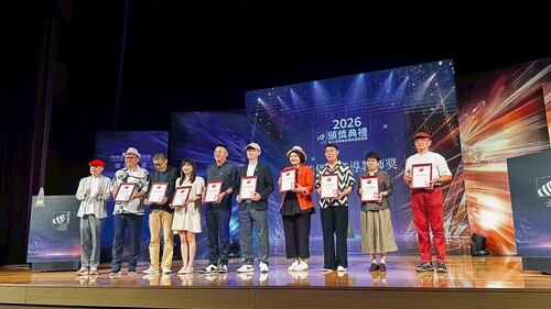 第35屆時報金犢獎國際競賽頒獎典禮-最佳優秀指導教師獎(另開新視窗/jpg檔)圖片